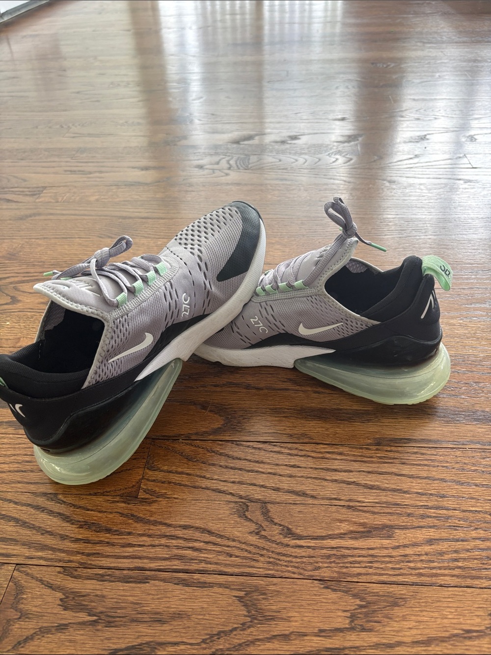 Nike men’s Grey and Black Air Max 270 Sport Sneakers